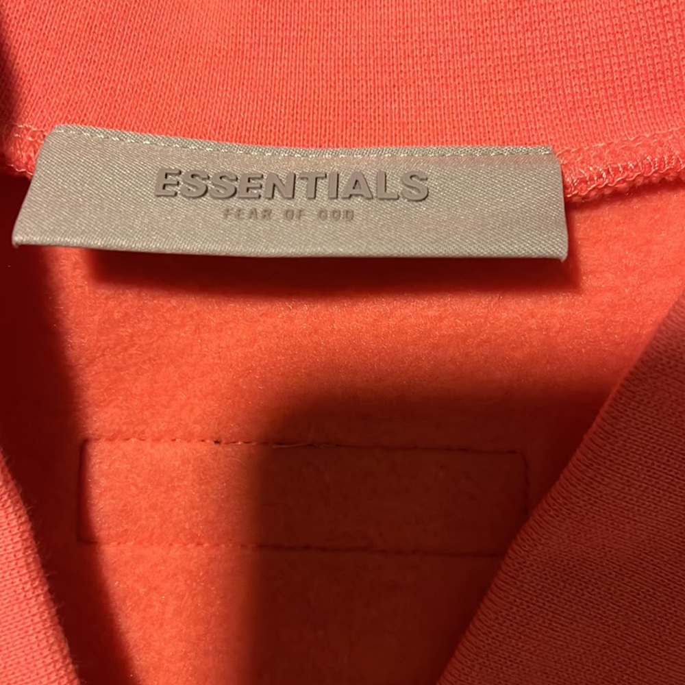 ESSENTIAL VEST - Picture 3 of 4